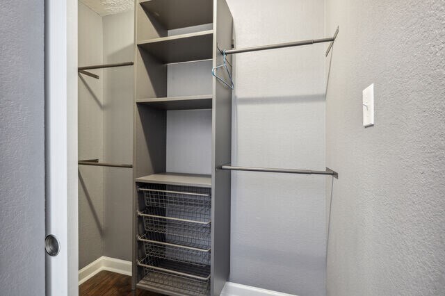 Building Photo - 18617 Hiddenbay Way