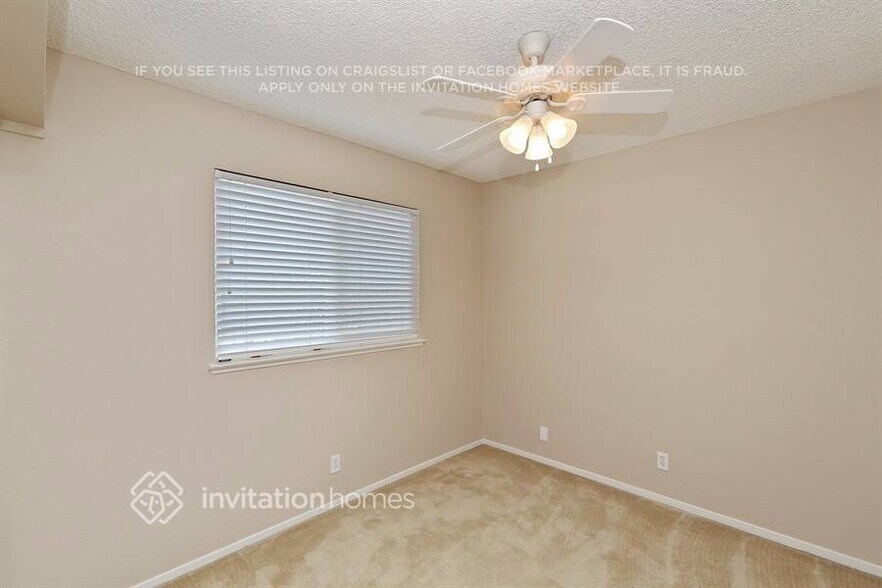 Building Photo - 624 Flagstaff Ct