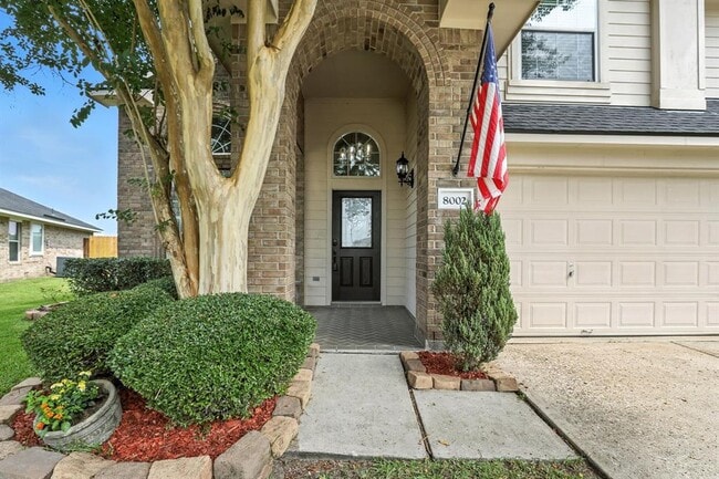 Building Photo - 8002 Blackcherry Ln