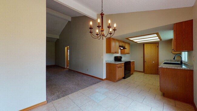 Building Photo - 8240 NW 85th St