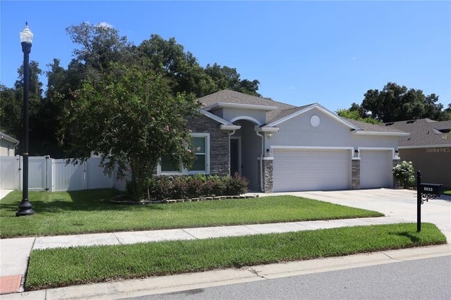 Building Photo - 5033 SW 56th St