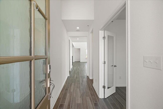 Building Photo - 6516 Rounded Pebble Ln