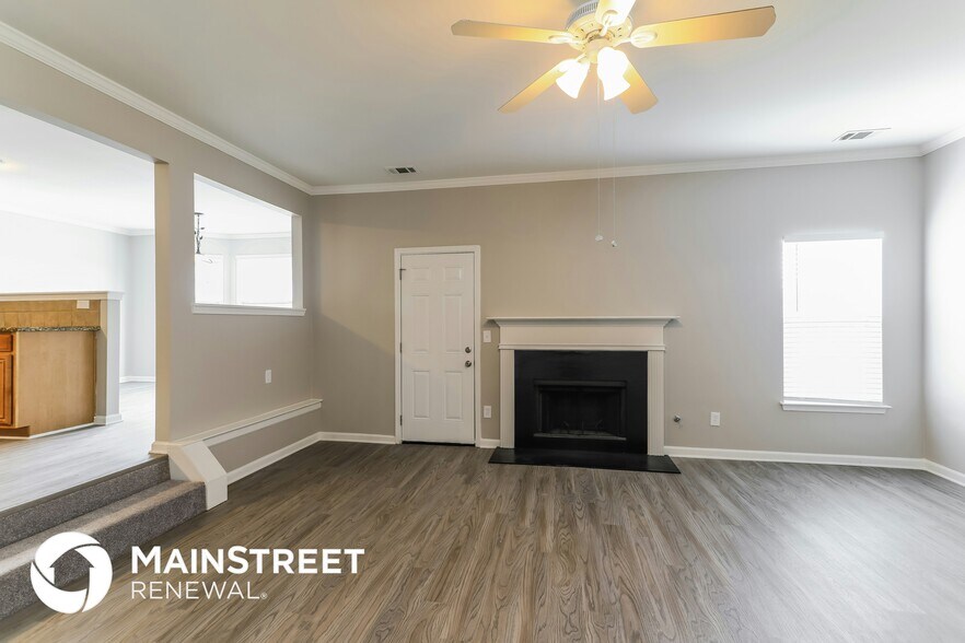 Building Photo - 5035 Michael Jay St