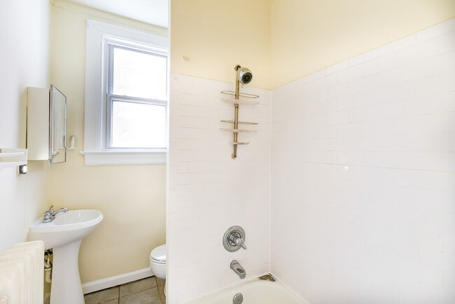 Building Photo - 3116 13th St NW