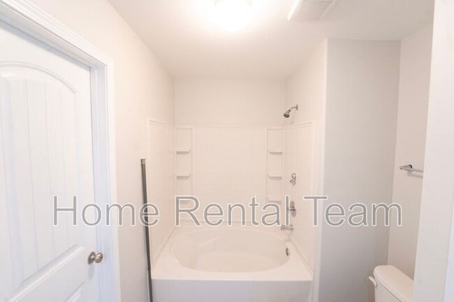 Building Photo - 573 Gov Treutlen Cir