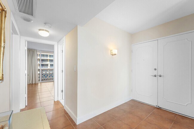 Building Photo - 1200 S Ocean Blvd