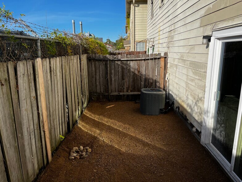 Patio - 11811 Chetman Dr