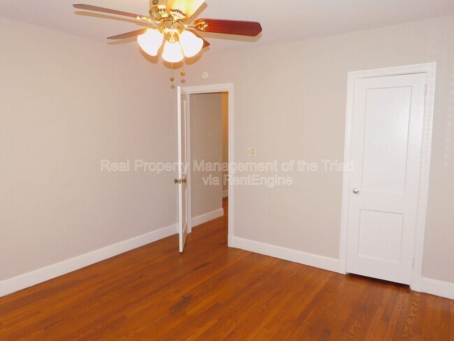 Building Photo - 1232 Pamlico Dr