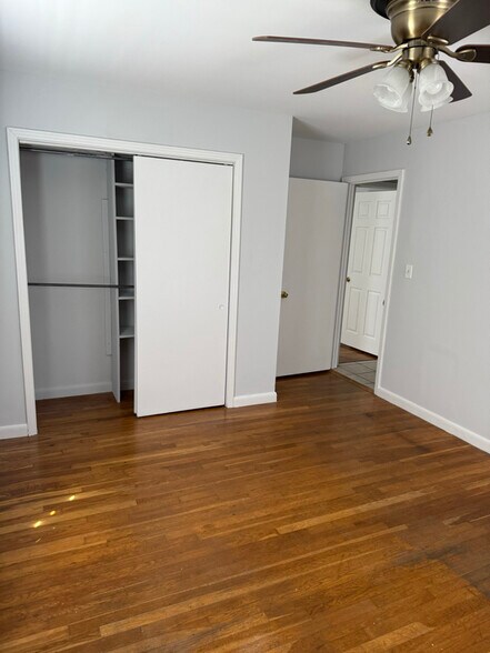 Building Photo - 437 S Wilson Dam Rd