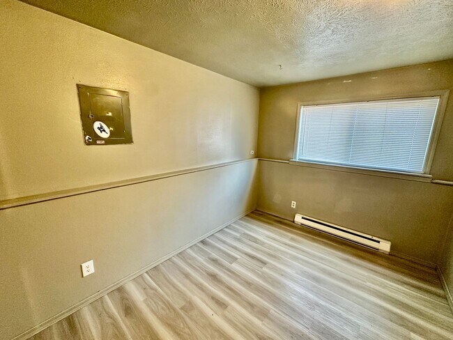 Building Photo - New on the Market