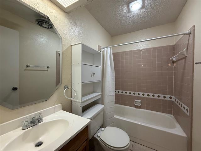 Building Photo - 3705 South Ct