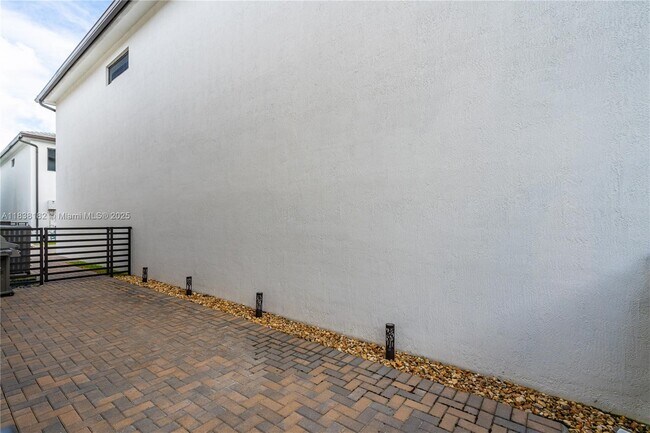 Building Photo - 4374 NW 81st Ave