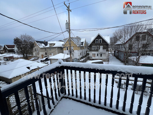 Building Photo - 2742 N 40th St