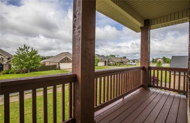 Building Photo - 1418 Gooseneck Ln