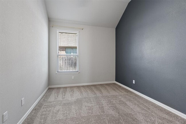 Building Photo - 404 Miracle Rose Way