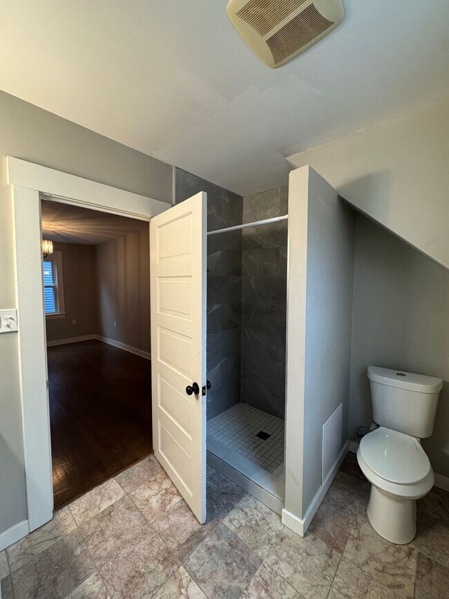 Building Photo - 3338 Marvin Ave