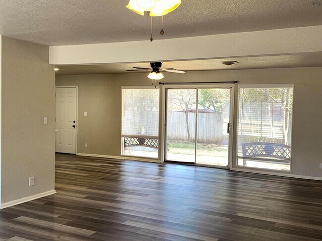 Building Photo - 4205 York St