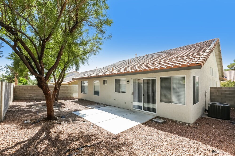 Building Photo - 3334 Syvella Ct