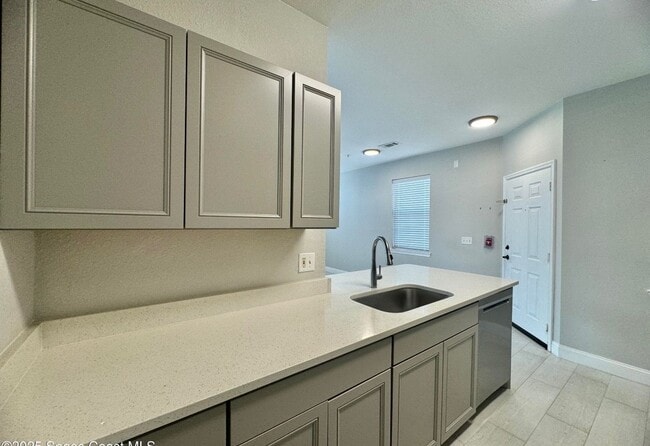 Building Photo - 2 Bedroom, 2 Bath, 1st Floor Condo in Lakes at Viera