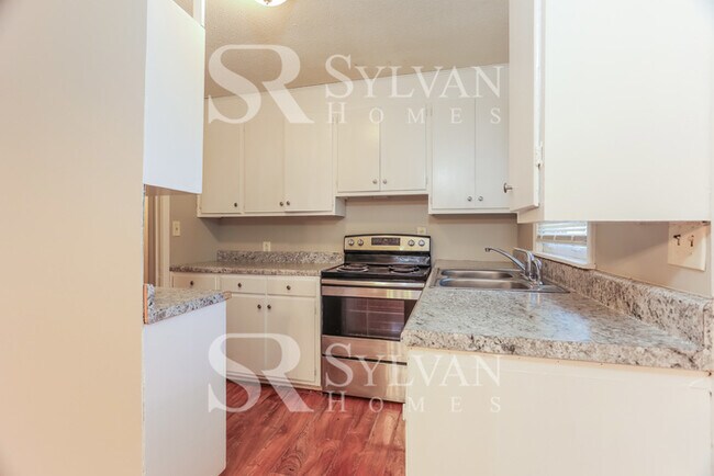 Building Photo - At Last, This Is What You Have Been Searching For!