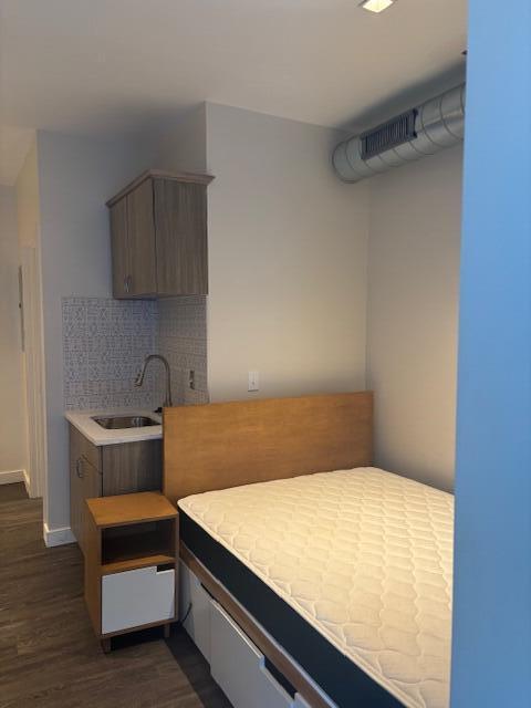 Building Photo - 503 Horton St