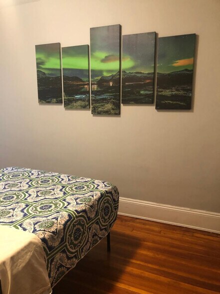 Building Photo - 41 Strathmore Rd