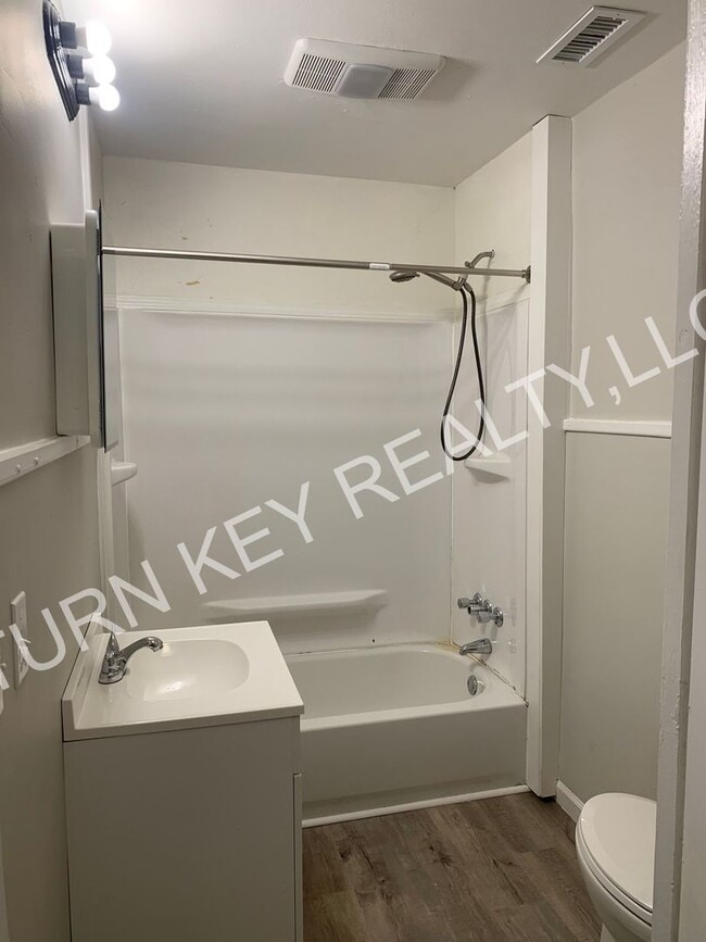 Building Photo - Home for rent in Bessemer **ACCEPTS SECTIO...