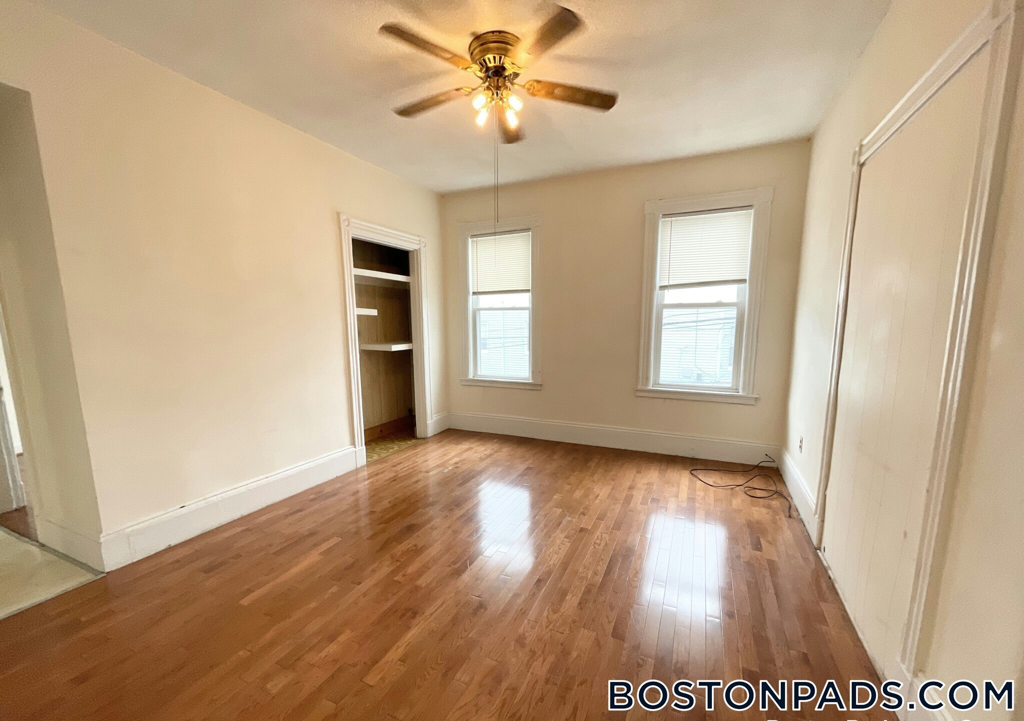 Building Photo - 45 Crescent Ave