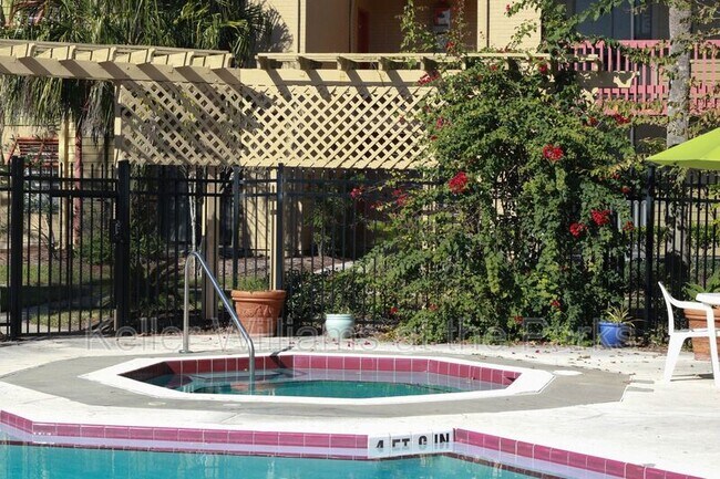 Building Photo - 3716 Idlebrook Cir