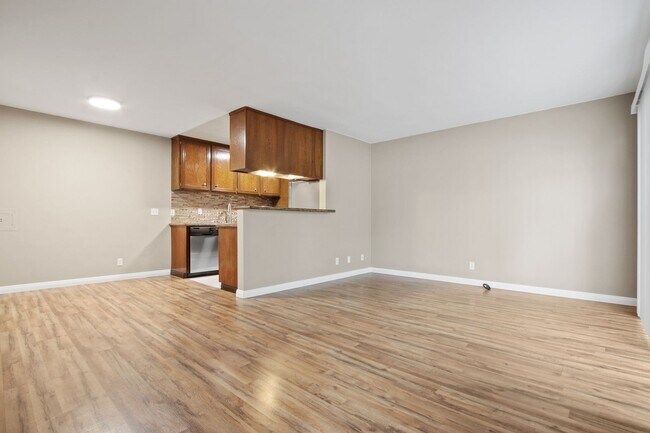 Interior Photo - 1234 Wellesley Ave in West LA - steps to W...