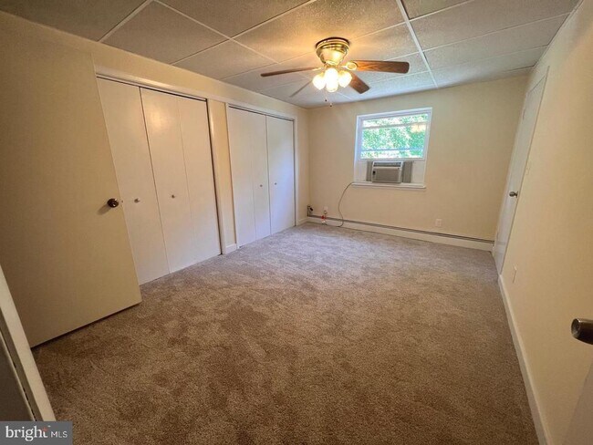 Building Photo - 1015 Francis Ave