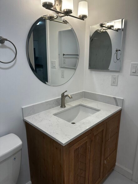 Fully renovated new bathroom - 2530 Fairfax Dr