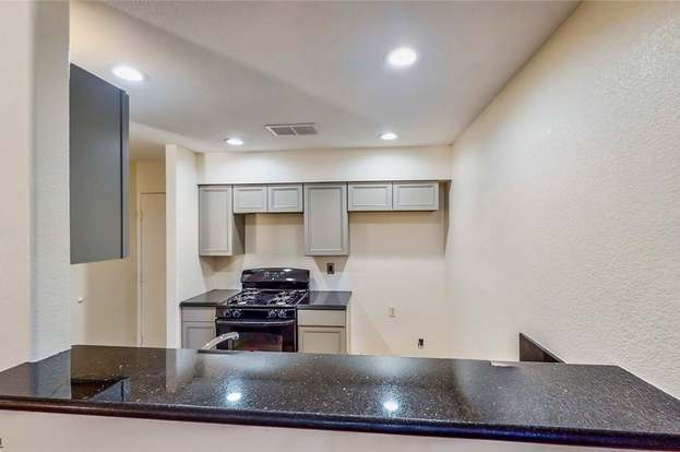 Building Photo - 1425 Bow Creek Ct