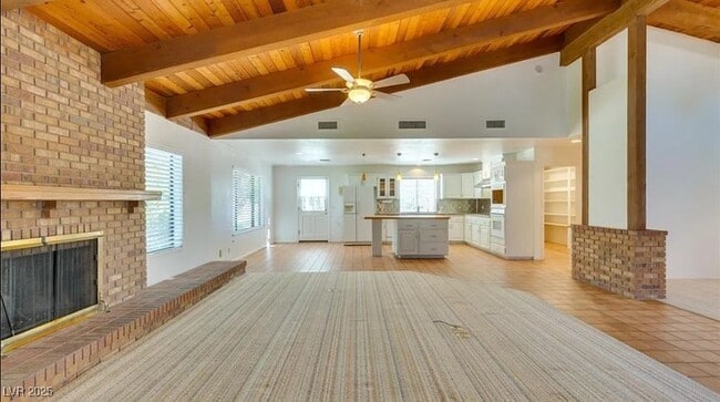 Building Photo - 7040 Bailey Cir