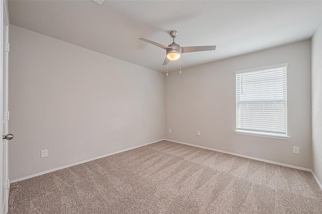 Building Photo - 15312 Timber Preserve Ln