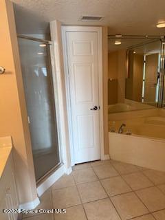 Building Photo - 8931 Lake Dr