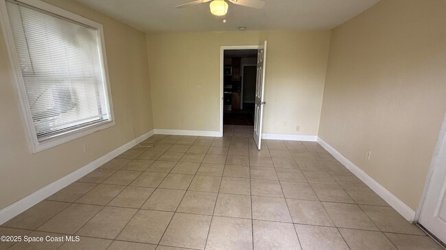 Building Photo - 508 Tasco Ave SW