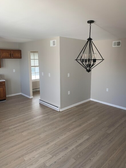 Building Photo - 53 Greenwich Ave