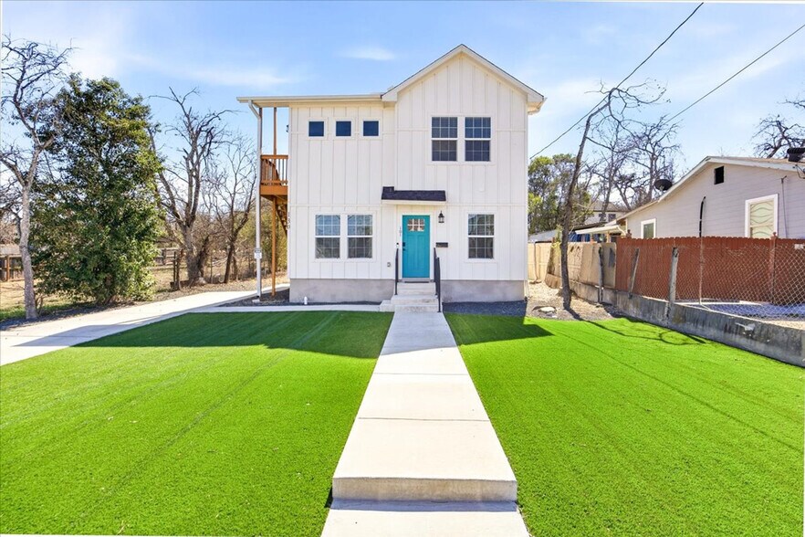 Building Photo - 104 Anderson Ave