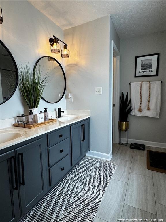 Building Photo - 434 Lenoir Dr