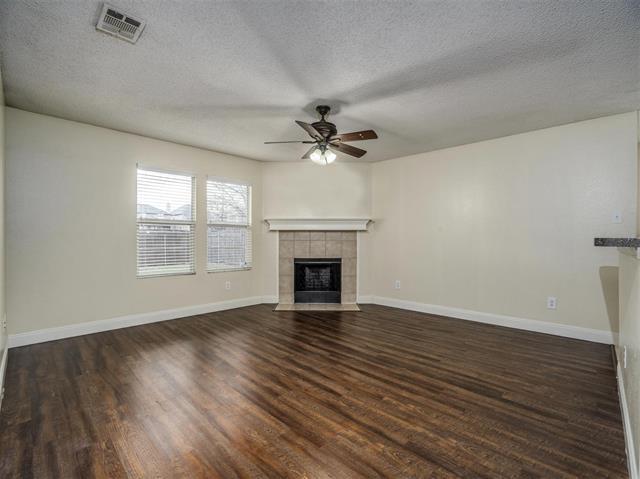 Building Photo - 2404 Grover Cleveland Dr