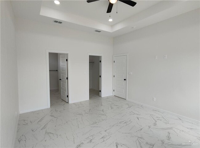 Building Photo - 2409 N Woody St