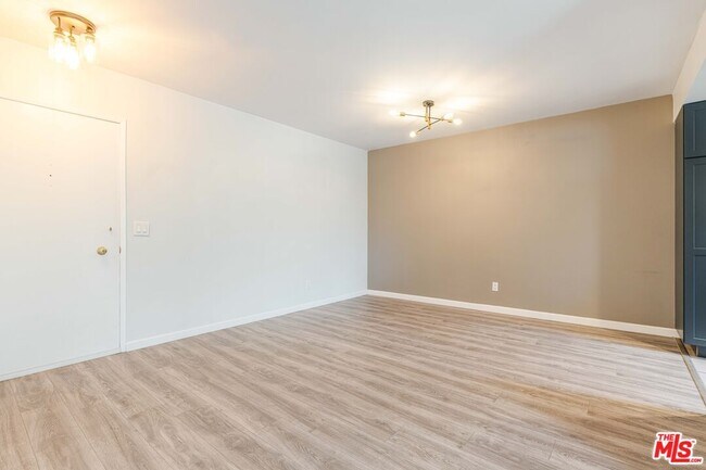 Building Photo - 5000 S Centinela Ave