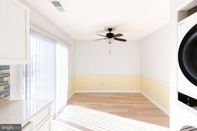 Building Photo - 1615 Fendall Ct