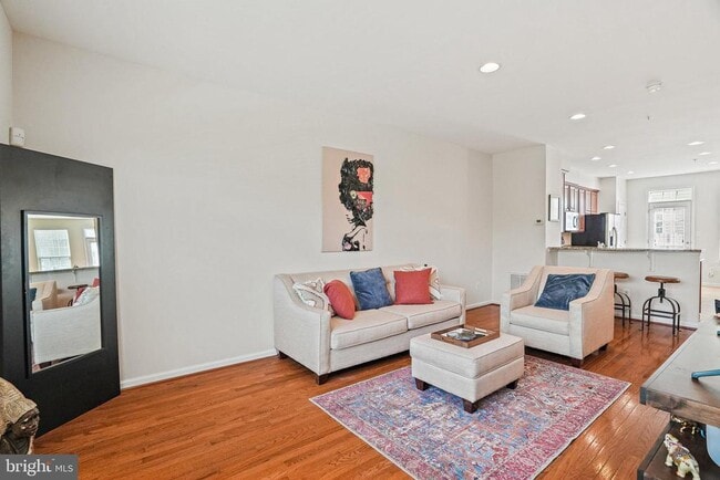 Building Photo - 3825 Commodore Joshua Barney Dr NE