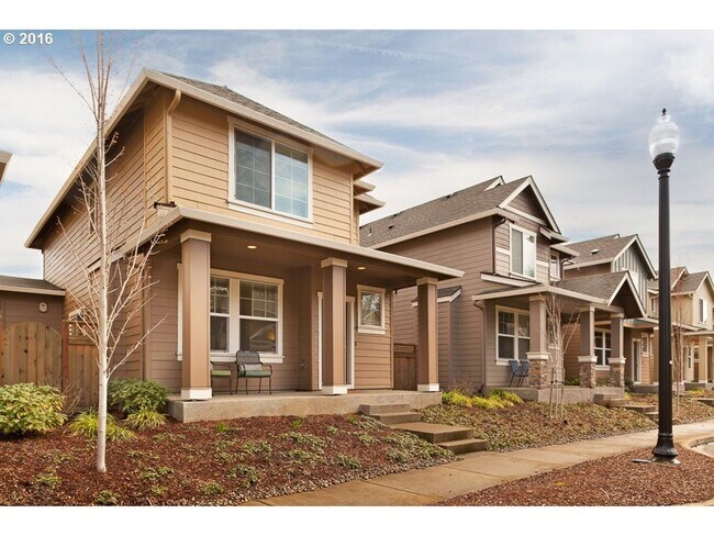 Building Photo - 345 NE 105th Ave