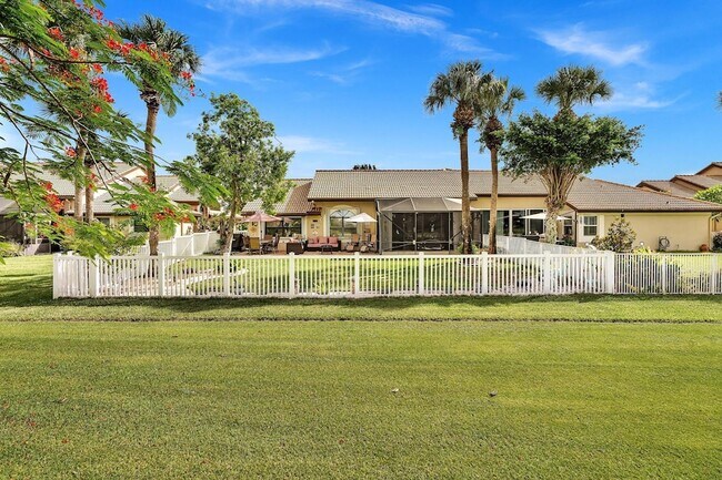Building Photo - 8099 Cassia Dr