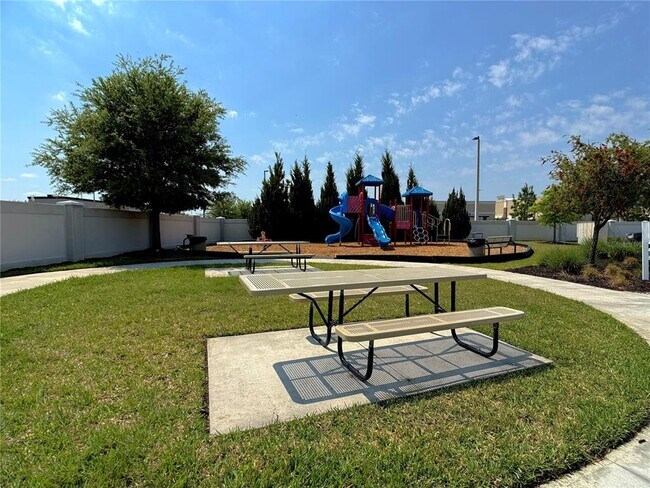 Building Photo - 771 Spring Palms Lp