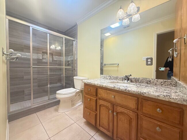 Building Photo - 1504 Nelson Ct