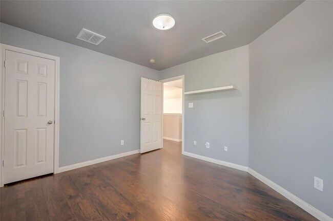 Building Photo - 6302 Wellness Landing Ln